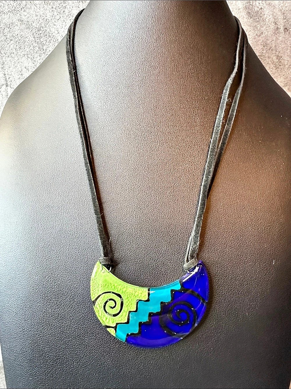 Multicolor Geometric Glass Pendant Necklace